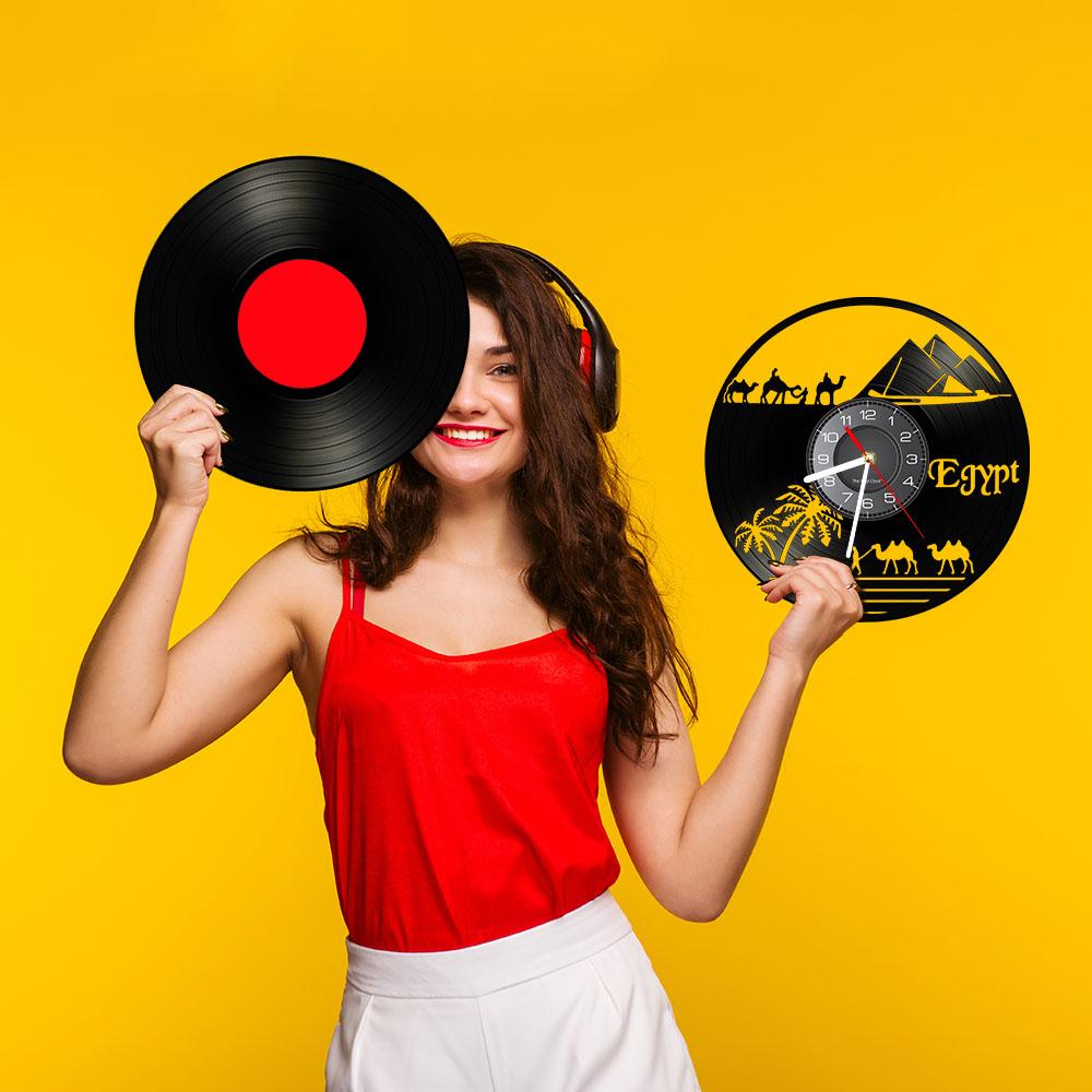 Mısır Tema Piramit Vintage Duvar Saati Çöl Dünya Sahra Deve Dekoratif Duvar Saati Benzersiz Afrika Seyahat Hediyesi