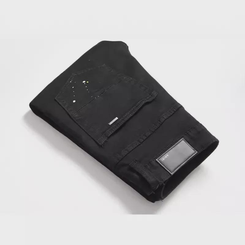 Korėjietiško stiliaus priglundantys vyriški džinsai su karštų deimantų aplikacijomis ir kniedėmis