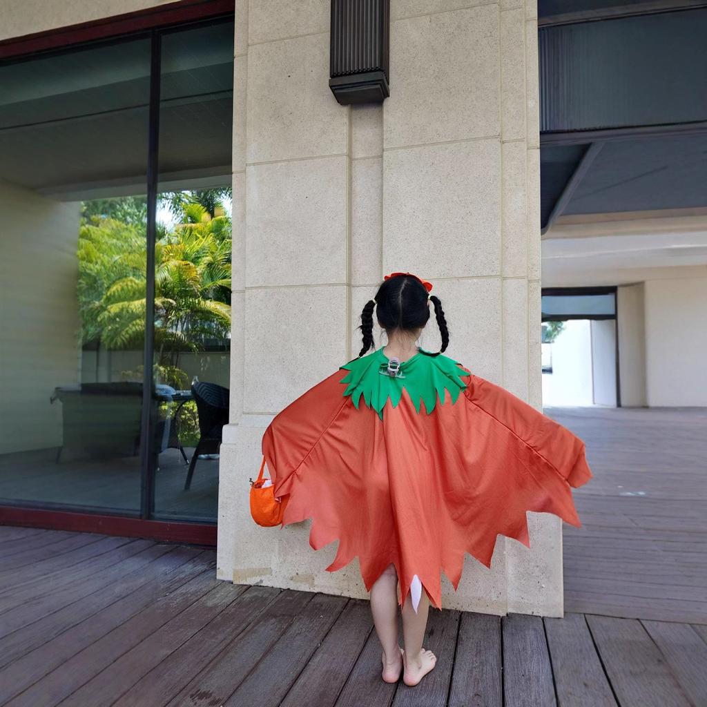 Halloween Kids' Costumes Witch & Cloak Set / Vampire Cosplay Outfit Ideal for Kindergarten Stage Performances