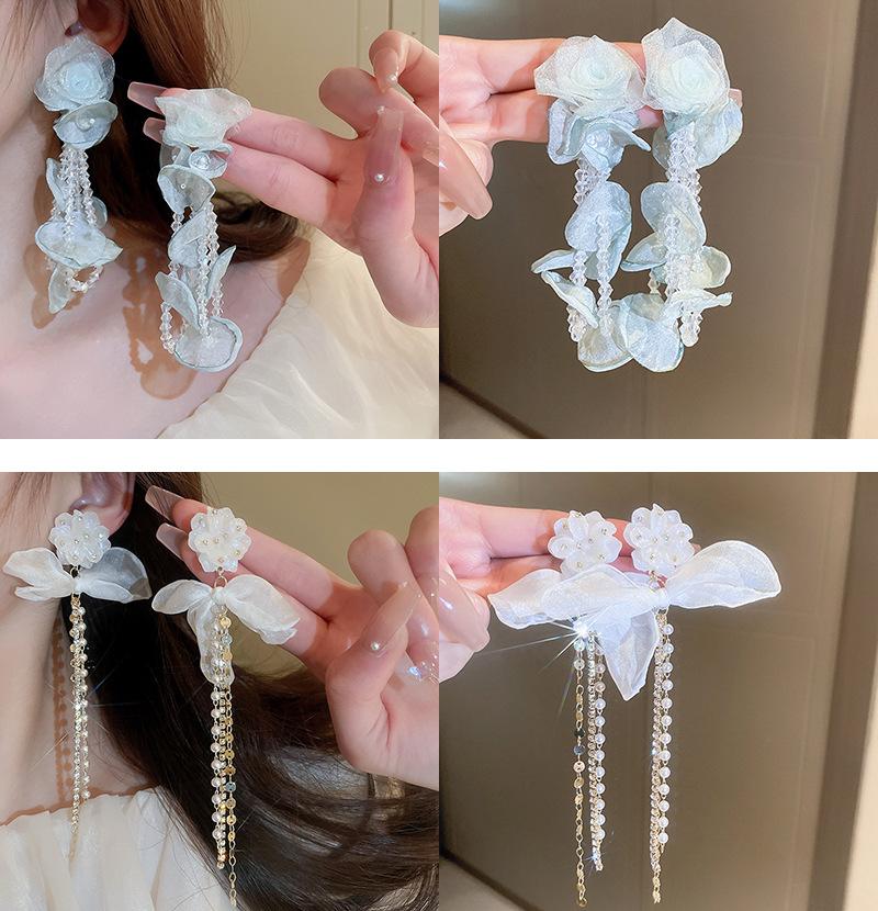 Orecchini con nappe a forma di fiore in maglia di cristallo, orecchini esagerati, temperamento minimalista, orecchini con nappe lunghe