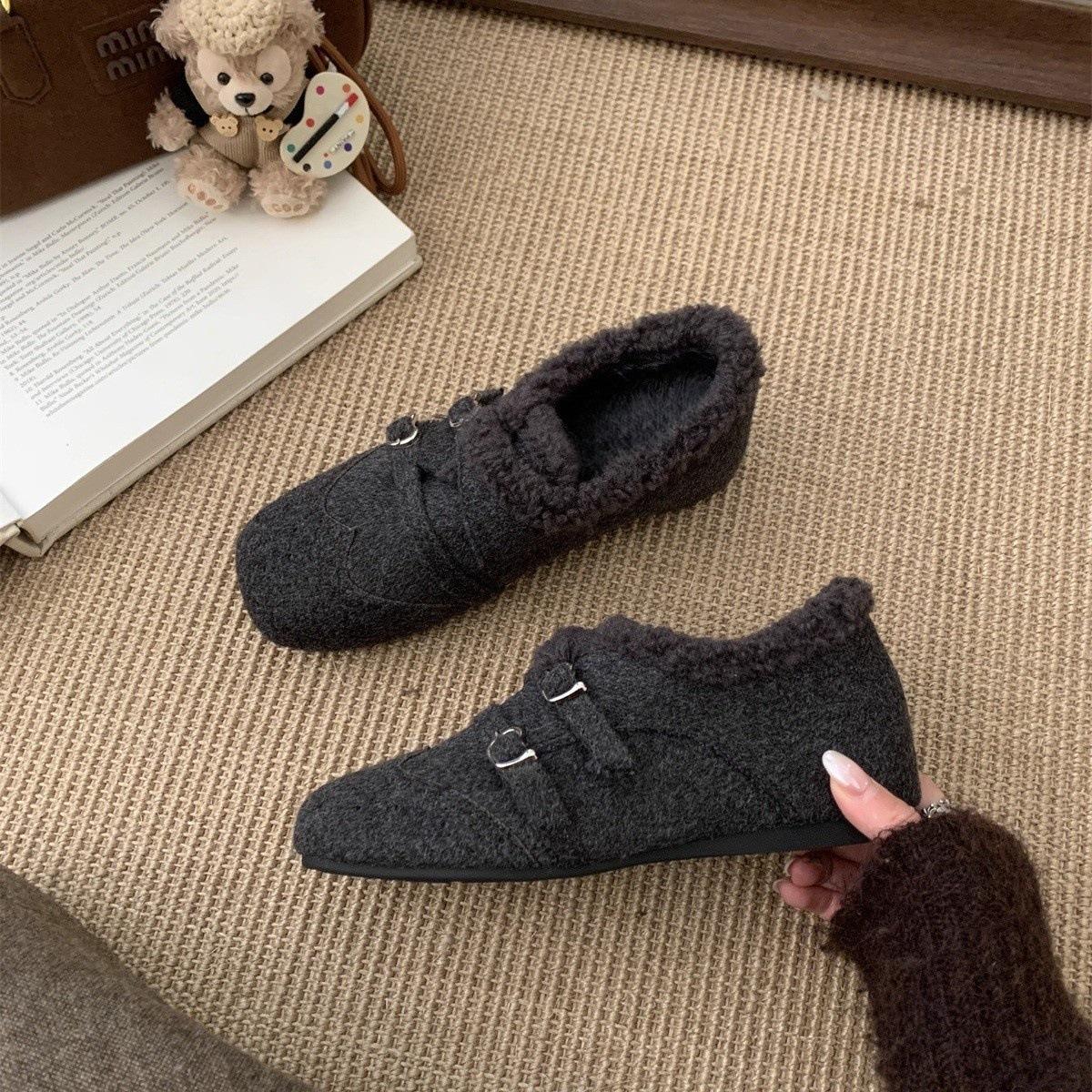 

внутрішнє збільшення висоти маленькі шкіряні туфлі на товстій підошві оксамитові лофери дитяче пухнасте взуття тепле та потовщене бавовняне взуття квадратний носок туфлі на один сезон 40 темно-сірий