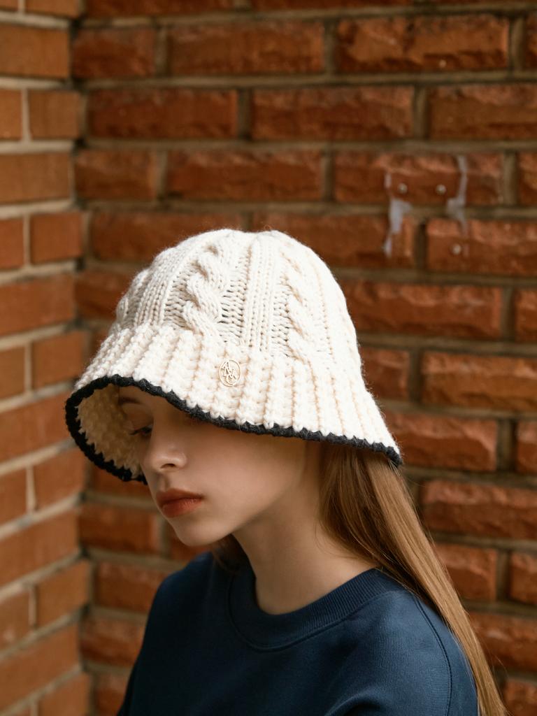 ANOETIC Anc Wool Twisted Bucket Hat_Ivory