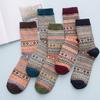 Vintage Style Mid-calf Socks Ethnic Style Printed Women's Winter Socks 5 Pairs of Thick Knitted Warm Anti-slip for Indoor