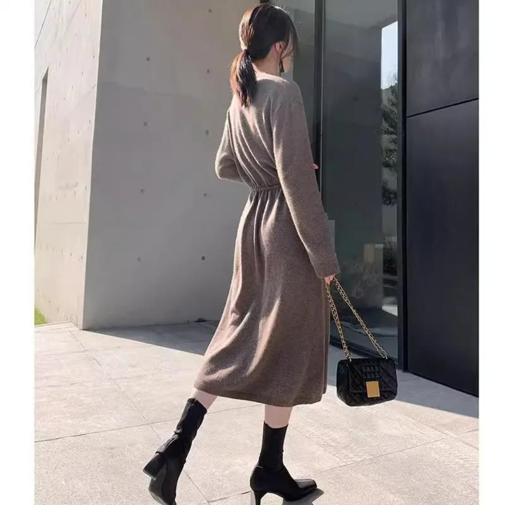 Slimming V-Neck Sweater Women's Style New Fashion Dress