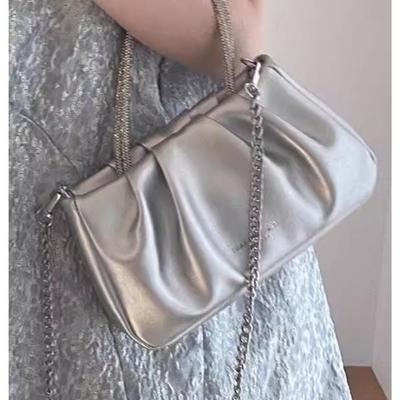 Folded Cloud Bag Women's 2023 New Trendy Fashion Silver Portable Small Square Bag Versatile Ins Chain Messenger Bag