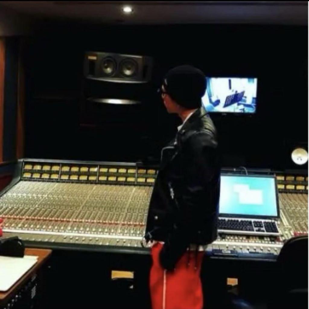 [USED] Supreme 25SS Overdyed Beanie In Metallic Black