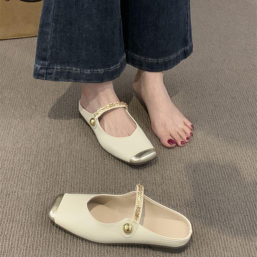 Xiaoxiangfeng bag head half slippers outer wear women's shoes 2025 new chain word belt summer skirt single shoes