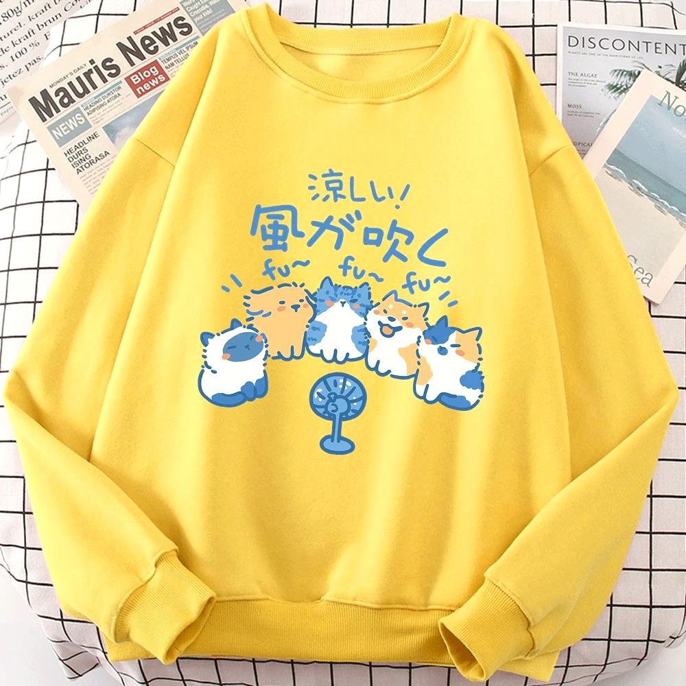 

5 Cats Blowing Fans Cute Printed Sweatshirt Women Personality Casual Hoodies Crewneck Hoodies Fashion Cartoon Clothing 4XL
