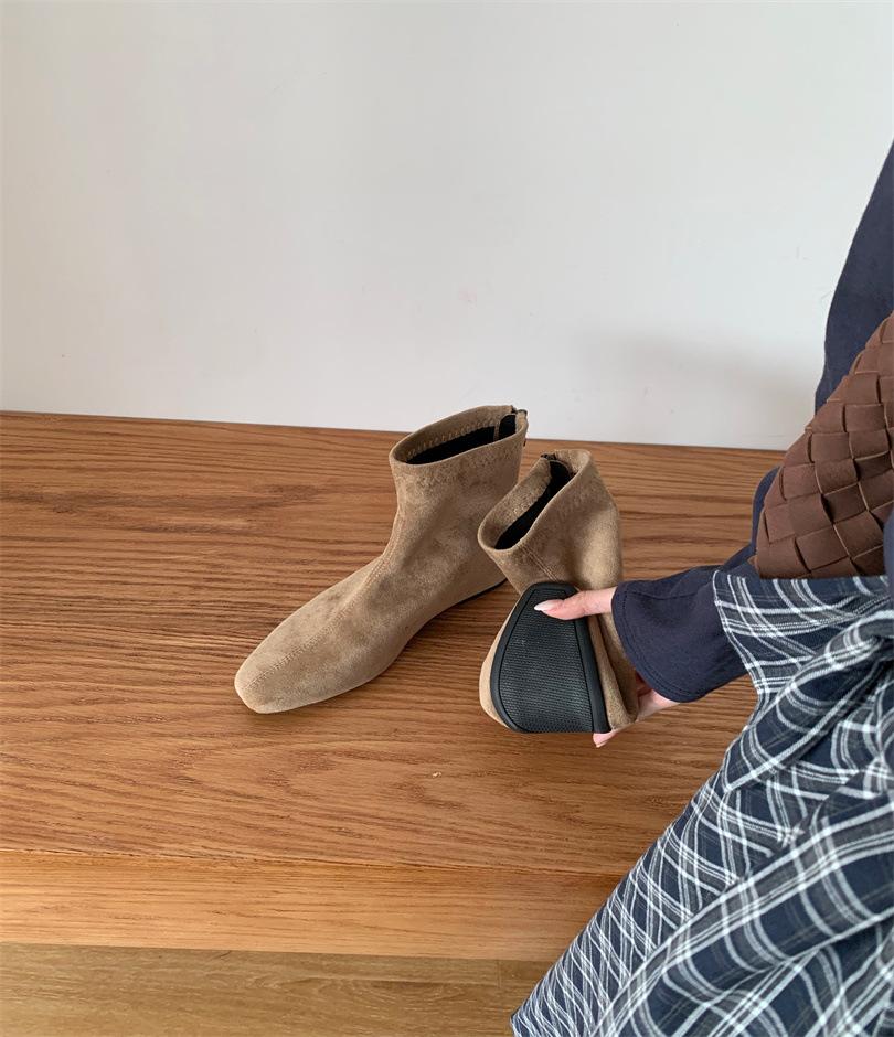 

2025 autumn and winter new product fashion suede compound small square head inner height increase short boots simple versatile wedge heel women s boot 39 хаки
