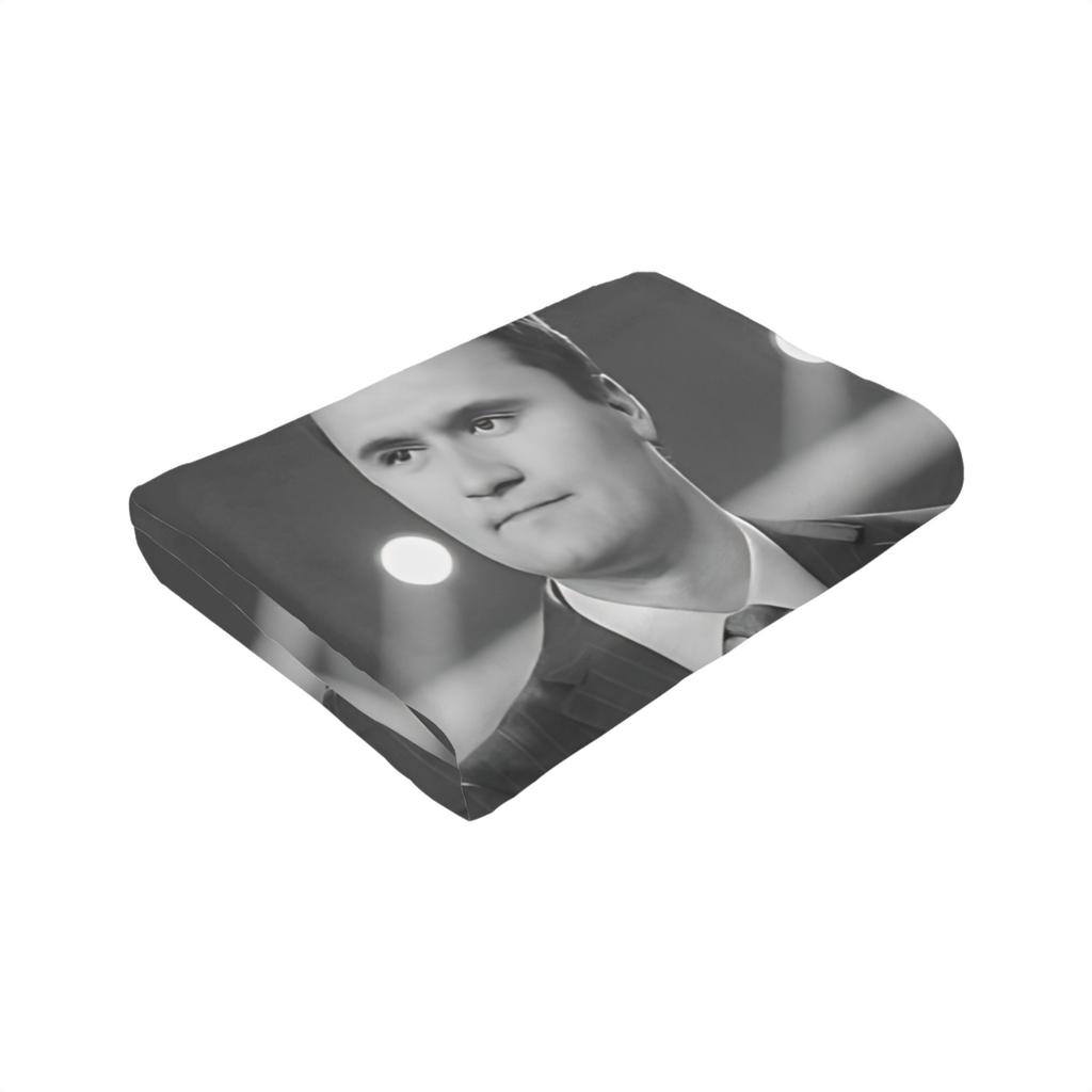 Charlie Kirk Freedom Signature Blanket Multiple Sizes Super Soft and Warm A True Patriot Throw Blankets for Sofa Couch and Bed