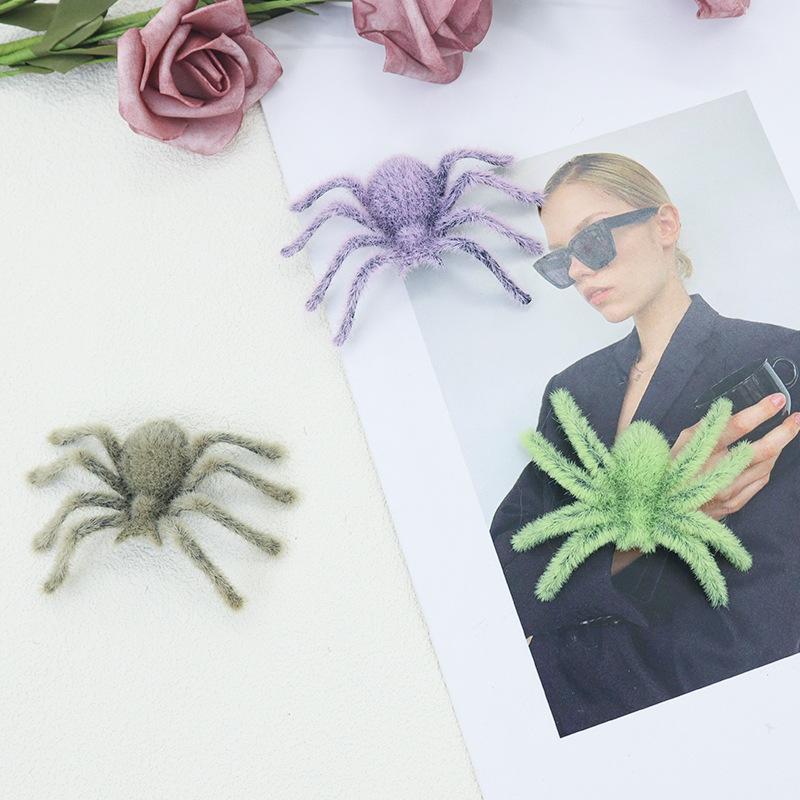 1 Stück Realistische 3D Beflockung Schwarze Spinne Lustiges Halloween Plüschspinnenmodell Cartoon Künstliche Spinne Bar Party Dekoration