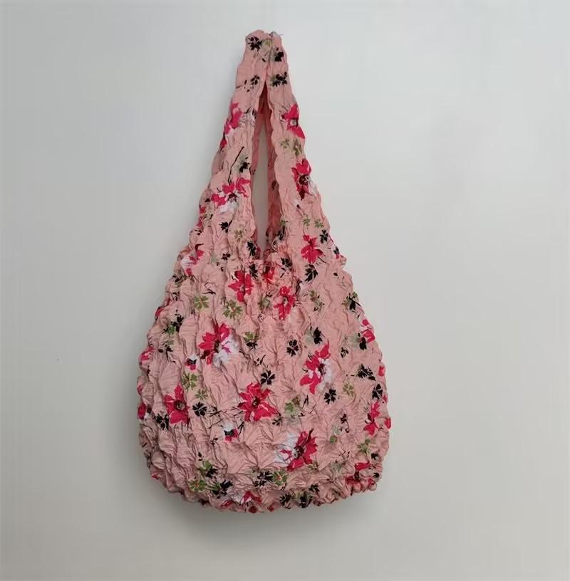 Miura Telescopic Pleated Handheld Bag - Hedgehog Design