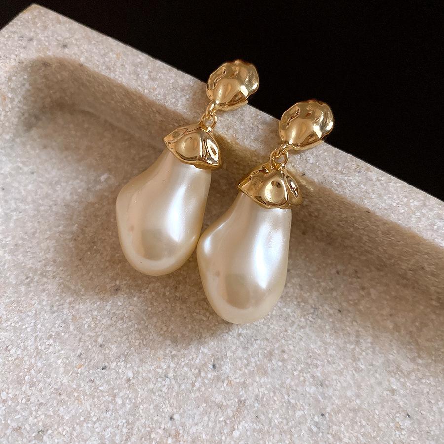 Pearl Oval Pendant Earrings Retro Elegant Women Jewelry
