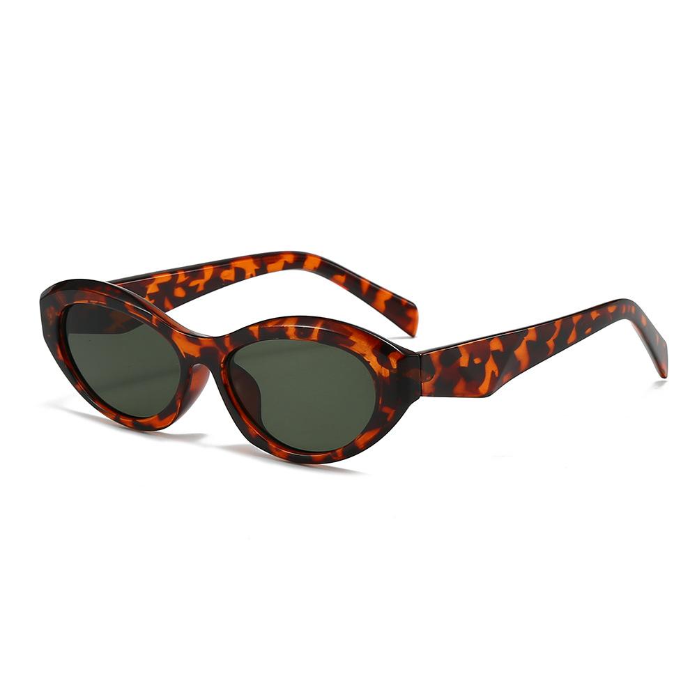 Oval-framed sunglasses, trendy sunglasses