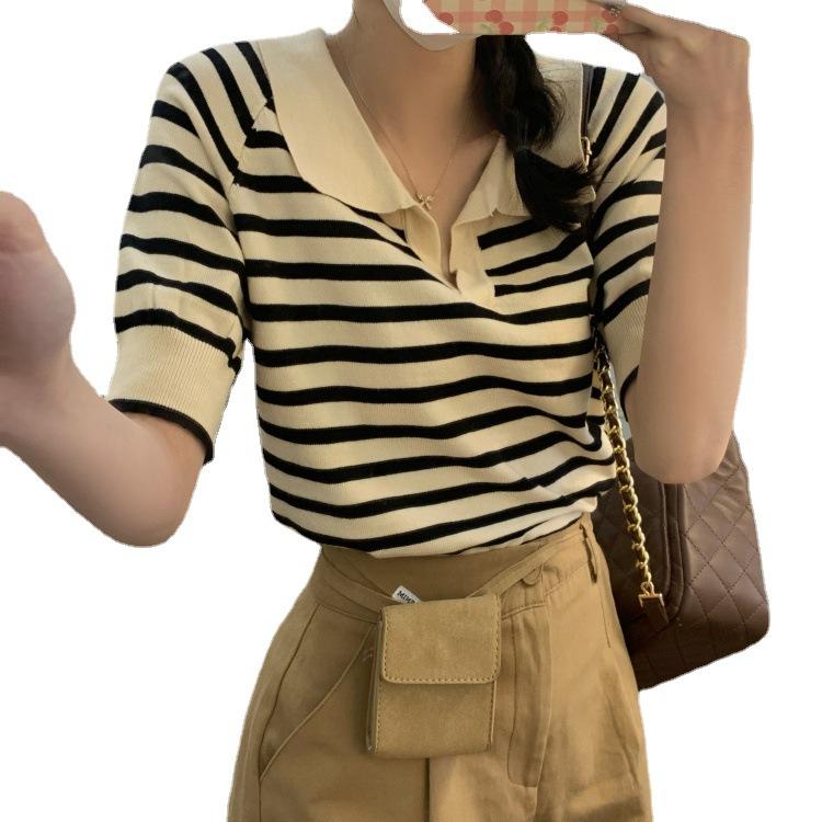 Laisvas vėjo dryžuotas V formos iškirptės megztinis moterims vasarai šimtas laisvas trumpomis rankovėmis megztas marškinėlis viršus kasdienis būtinas patogus stilius prigludęs megztinis marškinėliai