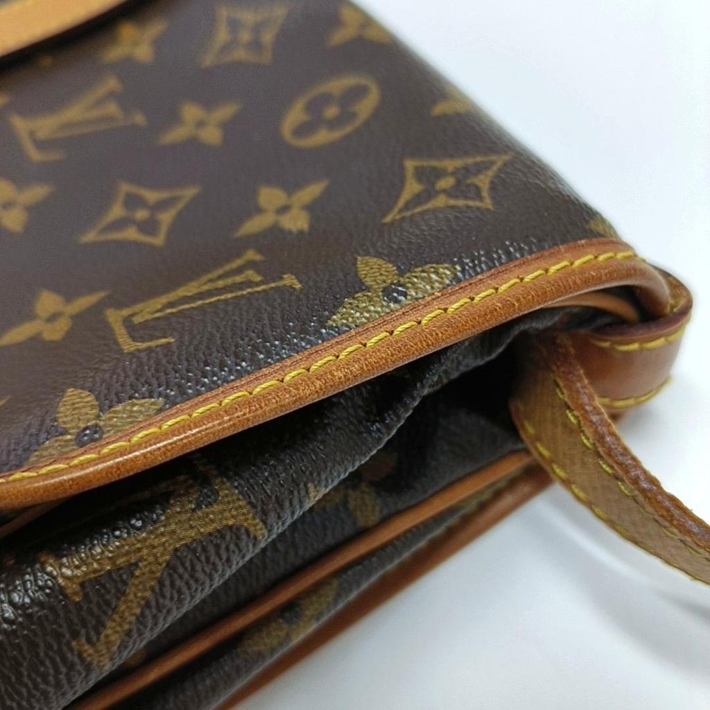 [Pre-Owned] Monogram Saumur 30 Iconic Classic Logo Print Adjustable Shoulder Strap Canvas And Leather Messenger Bag - Fair #Z238QN