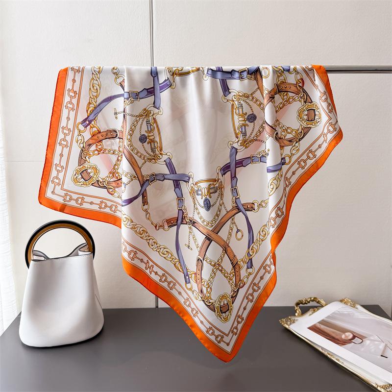

Elegant Equestrian Printing Simulation Silk Scarf Square Scarf Premium Shawl Versatile Neck Small Square Scarf Headscarf Unilateral 66-70CM