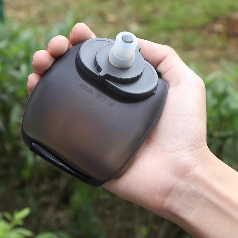 7Oz Mini Running Wrist Water Bottle Kettle Holder Wrist Storage Hydration Pack Soft Flask For Marathon Riding Fitness Climbing