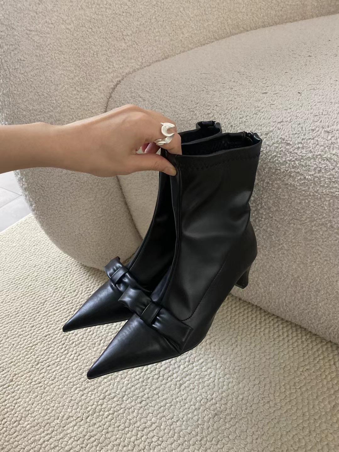 

Модные женские ботильоны с острым носком, дизайн с бантом, толстые туфли на среднем каблуке, новинка 2024 года, туфли-лодочки для вечеринок, модные туфли-лодочки для вечеринок, молния сзади, эластичные 245 чёрный