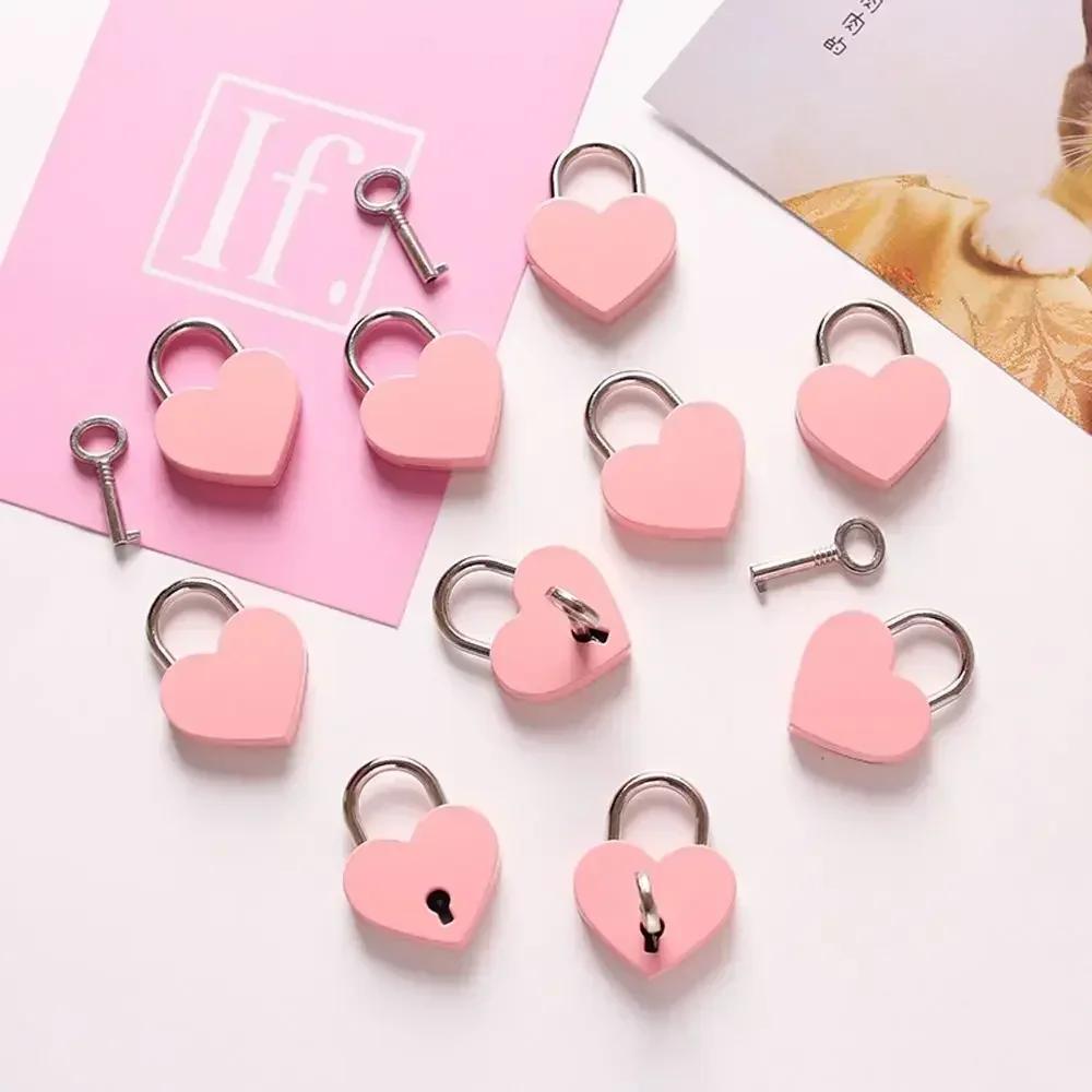 Precioso Candado Rosa Estilo Antiguo Forma de Corazón Candado Vintage Rosa Romántico Encantador Diario Candados Llave con Llave Nuevo