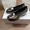 Guangzhou high version tabi medium heel split-toed shoes women's full leather pig's trotters ballet horse single shoes