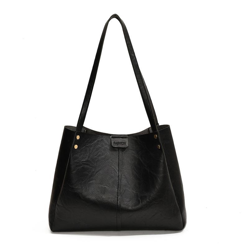 

Новинка 2024 года, осень, новая ретро-сумка большой вместимости, однотонная, модная, индивидуальная, на одно плечо, подмышечная сумка для женщин чёрный