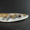 Серебряные серьги с натуральным гранатом 0.913ct, фианитами (2191438)