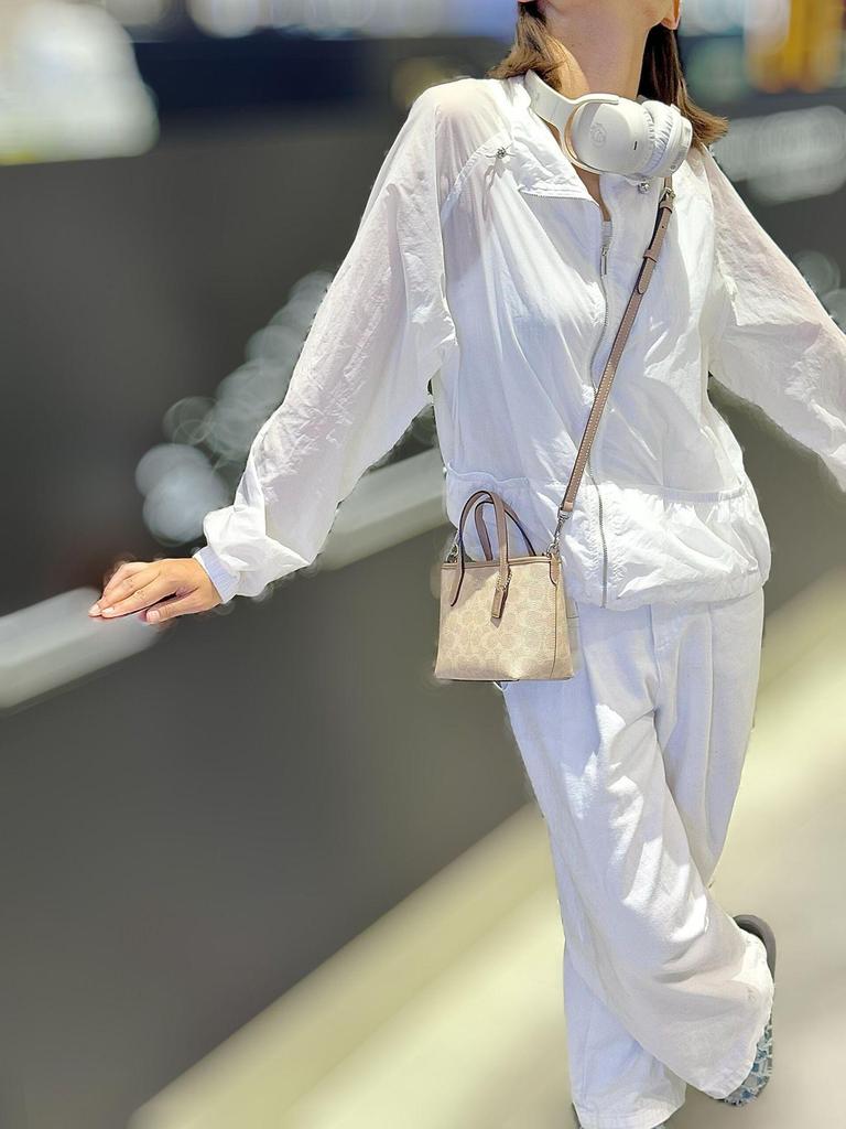 Cocijia New City15 Classic Mini Tote Bag: Fashionable, Trendy Crossbody and Handheld Women's Commuter Bag