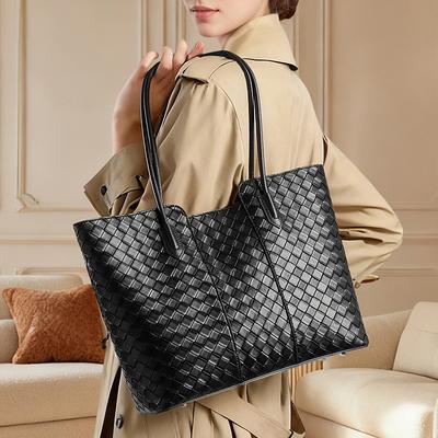 Cowhide Niche Design Large Capacity Commuter Underarm Bag Fashion Genuine Leather Woven Women's Bag Simple Mother-Daughter Bag Tote Bag