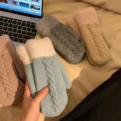 Women's Cute Plush Winter Mittens: Thick, Soft, Warm Cycling Gloves for Trendy Students
