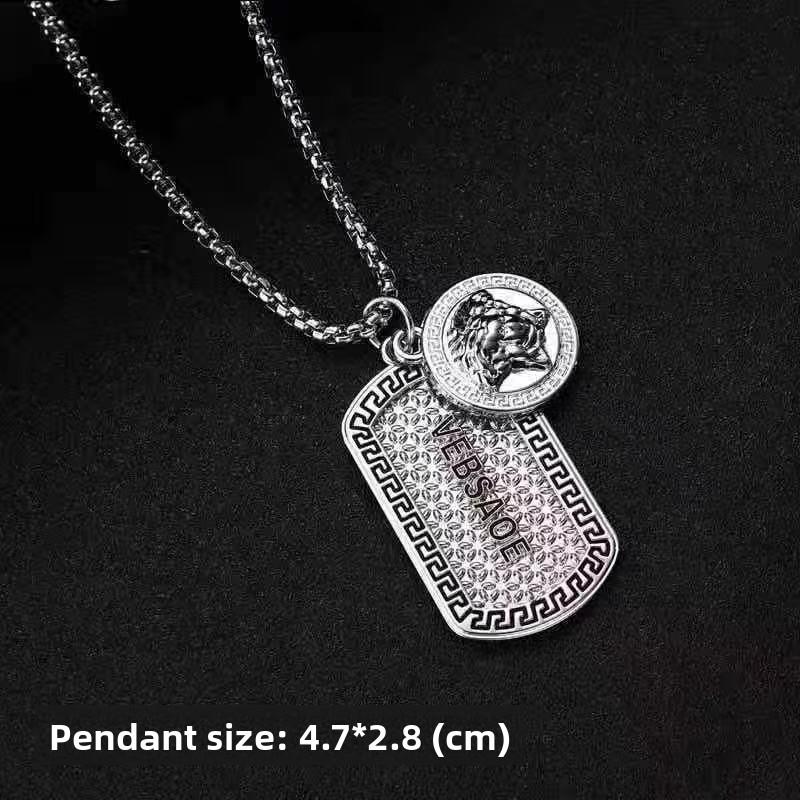 Titanium Steel Necklace Men's Trendy Brand Versatile Collarbone Chain Light Luxury Niche Design High-end Cuban Pendant Neck Chain Accessories