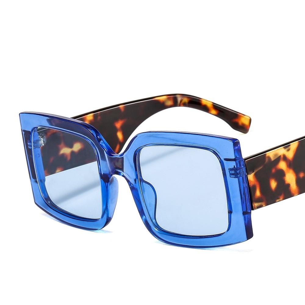 Vintage Square Oversized Sunglasses Women Men Brand Designer Big Frame Gradient Sun Glasses for Ladies Travel Party Shades UV400
