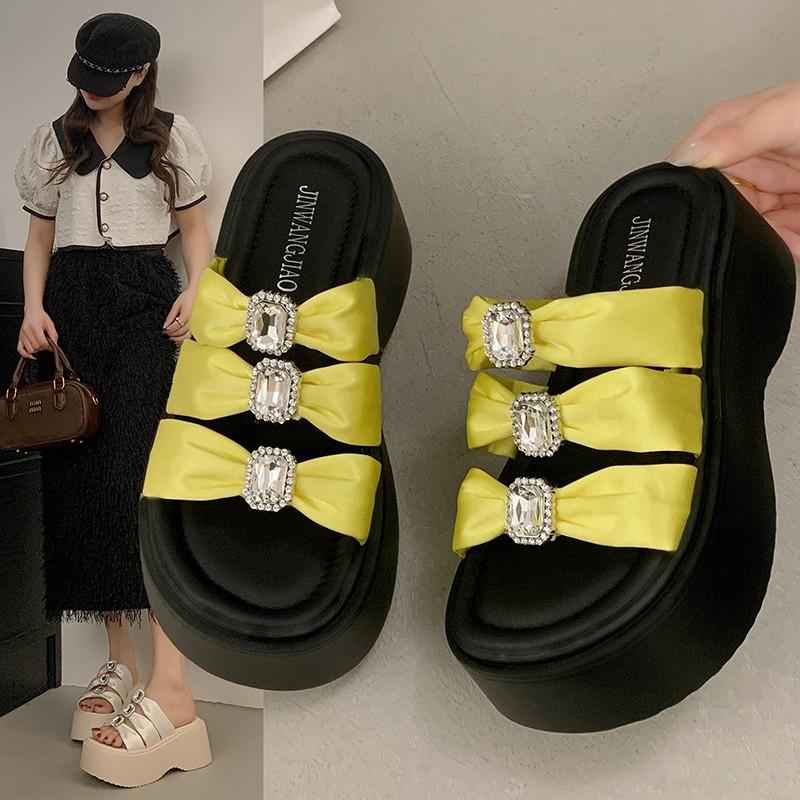 Fashion Platform Anti-Slip Wear-Resistant Slippers Summer New Round Toe Open Toe Crystal Buckle Anti-Slip Wear-Resistant High Heels