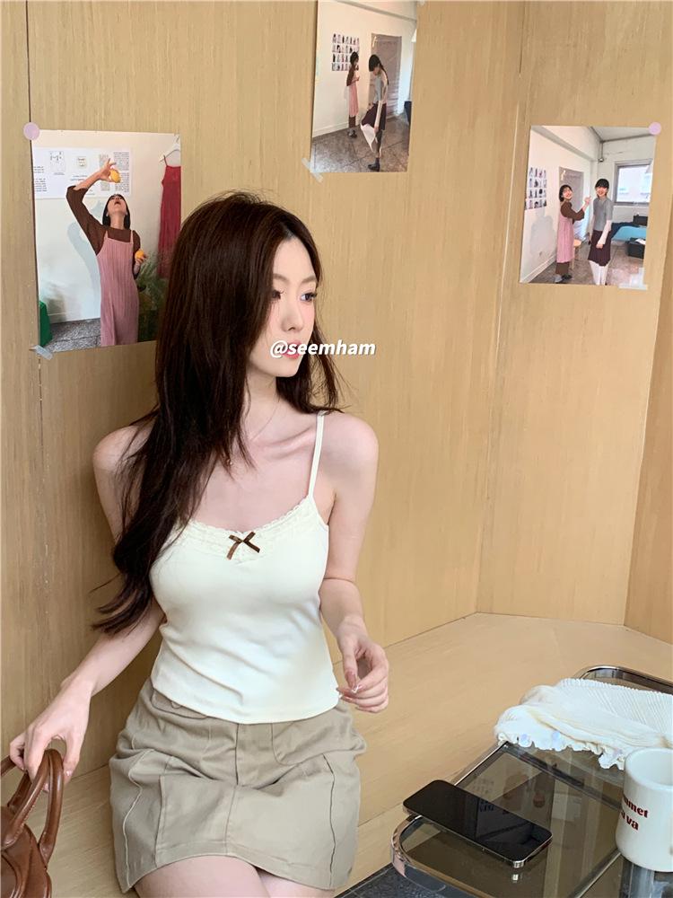 Spicy Girl Lace Bow Backless Cami with Chest Pads – Seamless Short Top