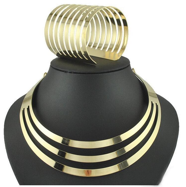 Ensemble collier et bracelet punk street creux à texture métallique exagérée pour femmes