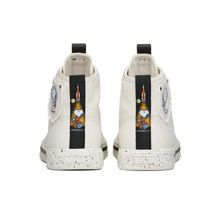 SNOOPY x Anta Snoopy Canvas High top Skateboard Shoes Women's White Black 922138604-3