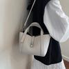 PU-Tragetasche Damen Mode Mini-Umhängetasche Lässig Tägliche Nutzung Crossbody-Handtasche mit Metallschnalle