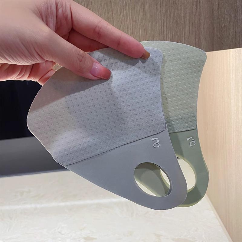 Women's 3D Ice Silk UV Protection Face Mask with Eye Corner Coverage for Summer.