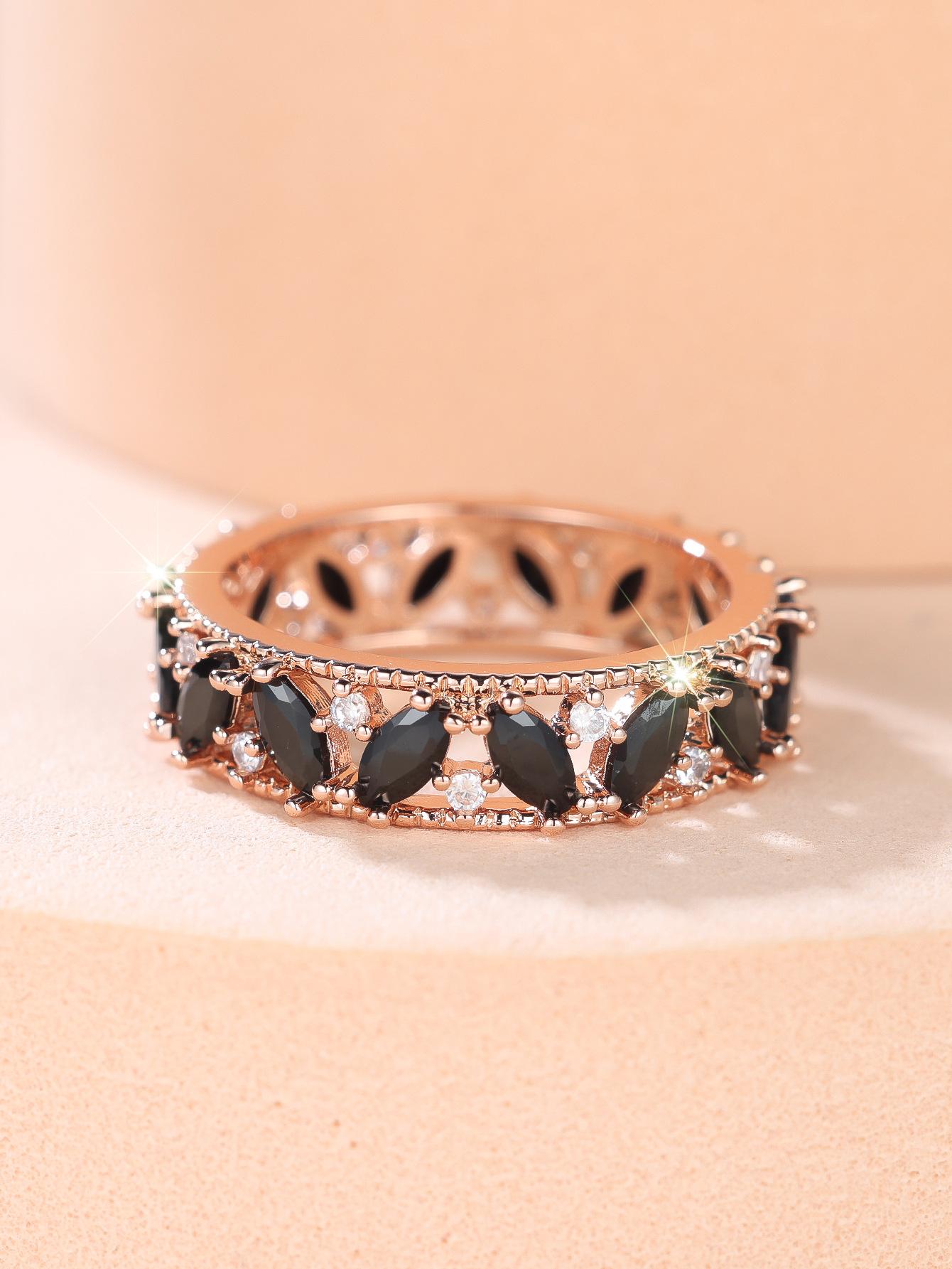 wih new rose gold horse eye black full ring simple niche ring no. 6