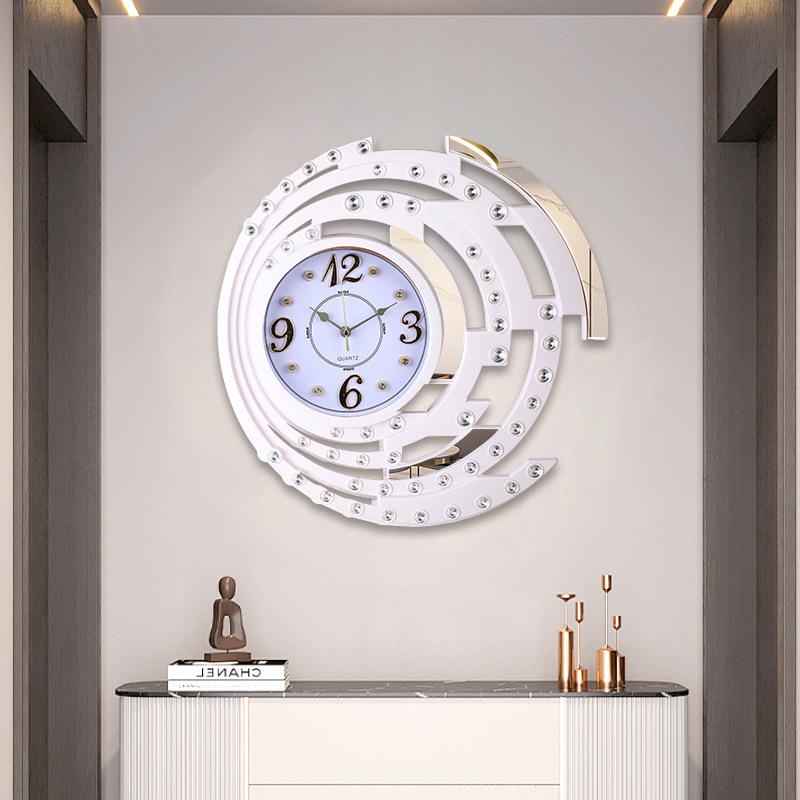 Retro Home Decoration Wall Clock Frame Digital Three-dimensional Design Precise Scanning Quartz Clock Hollow Exquisite Clock