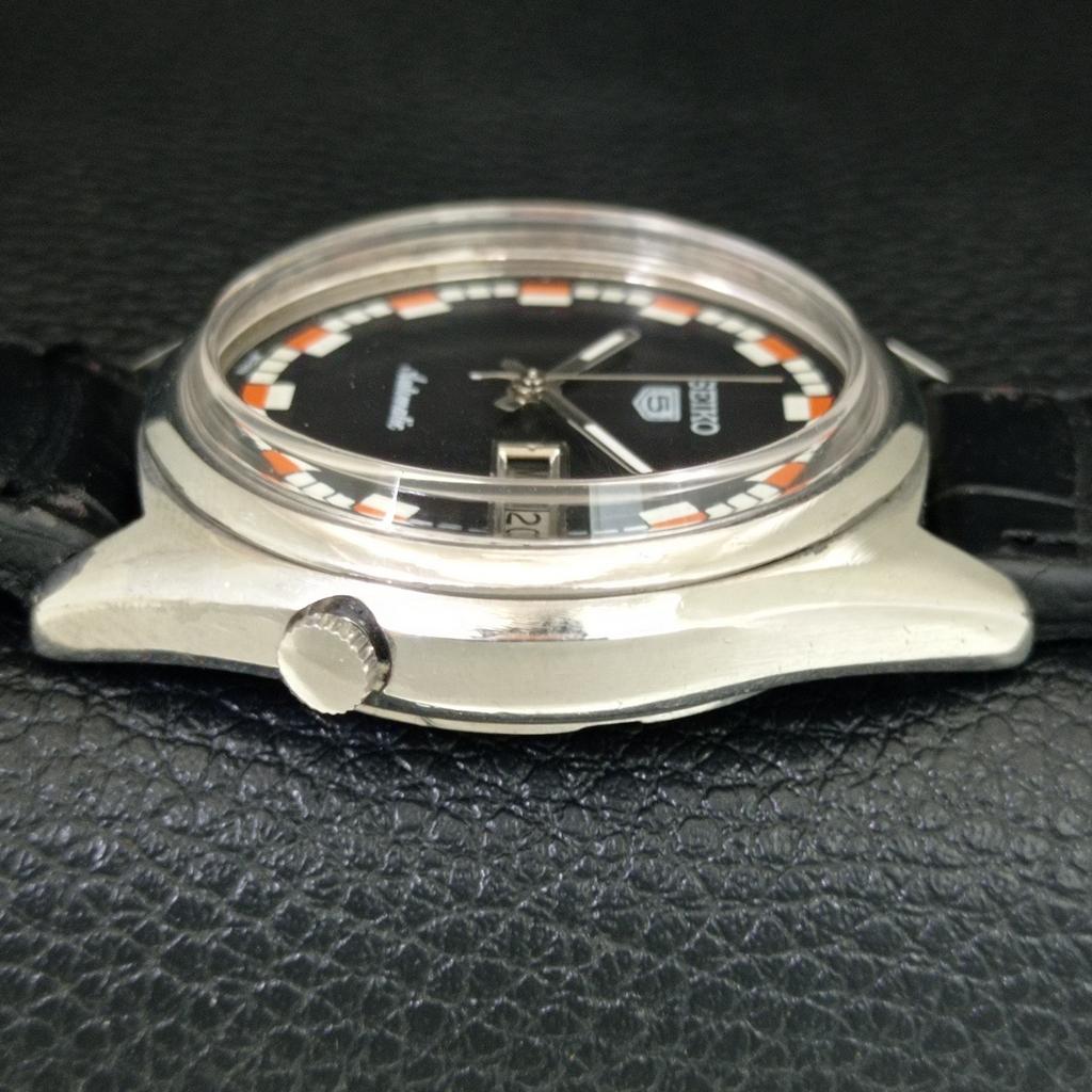 VINTAGE SEIKO 5 AUTOMATIC 7009A JAPAN MENS BLACK COLOR DIAL WATCH a708588-1