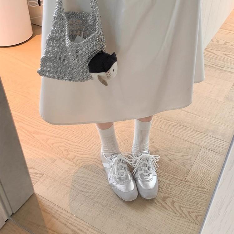 Su Yinyin has the same round head mandarin duck shoelaces, color matching flat casual shoes, sports shoes for women's fashion versatile German trainin