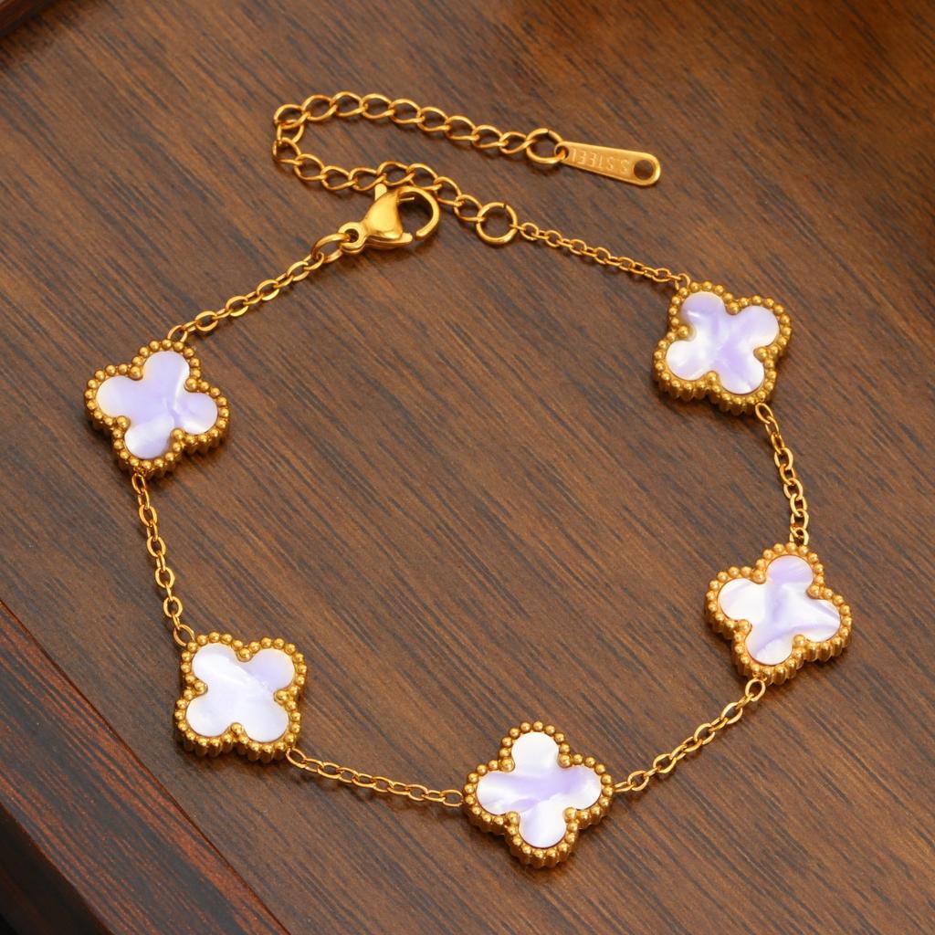 Four-leaf Clover Titanium Steel Bracelet Fashionable and Luxurious Jewelry for Women Colorfast and Simple