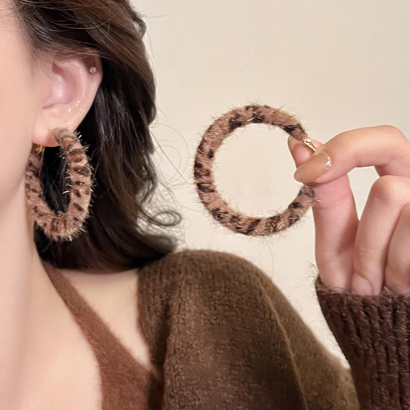 Silbernadel Leopard Harz Geo Runde Ohrringe, Retro Myer Stil, Nischen Design für Frauen