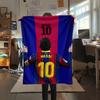 1 ks Flanelová deka s potiskem Messi, Vysoce kvalitní, Pro všechna roční období, Domácí dekorace, Teplo a pohodlí, Perfektní jako vánoční dárky