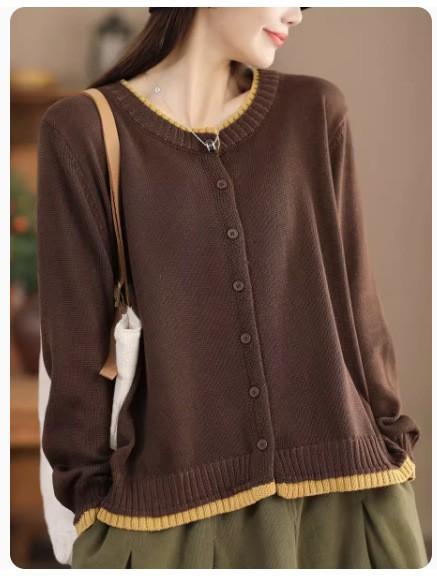 

Johnature Женский Осенний Цветовой Сочетание O-образный Вырез Повседневный Свободный Свитер Длинные Рукава Однобортный Винтажный Свитер One Size кофейный