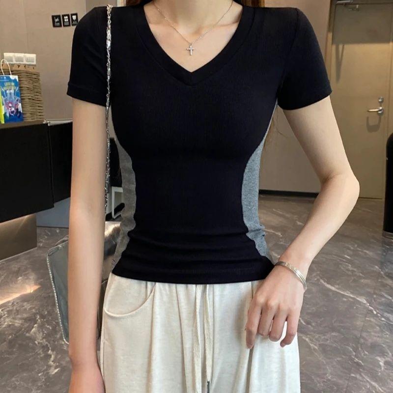 New V-neck Color-blocking Short-sleeved T-shirt for Women In Spring and Summer Slim Base Shirt Design Top