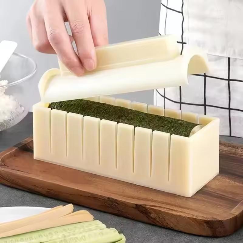 DIY Sushi Maker and Rice circular Mold Japanse Cake lovelike Mold Multifunctionele Mould square Sushi Making Tool Set