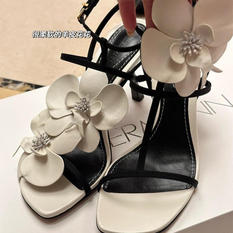 Modische Sandalen mit Blumendesign Damen Sandalen mit hohen Absätzen Sommer Sandalen mit eckiger Spitze und offenem Zeh für Damen Knöchelriemen Slingback Sandalias