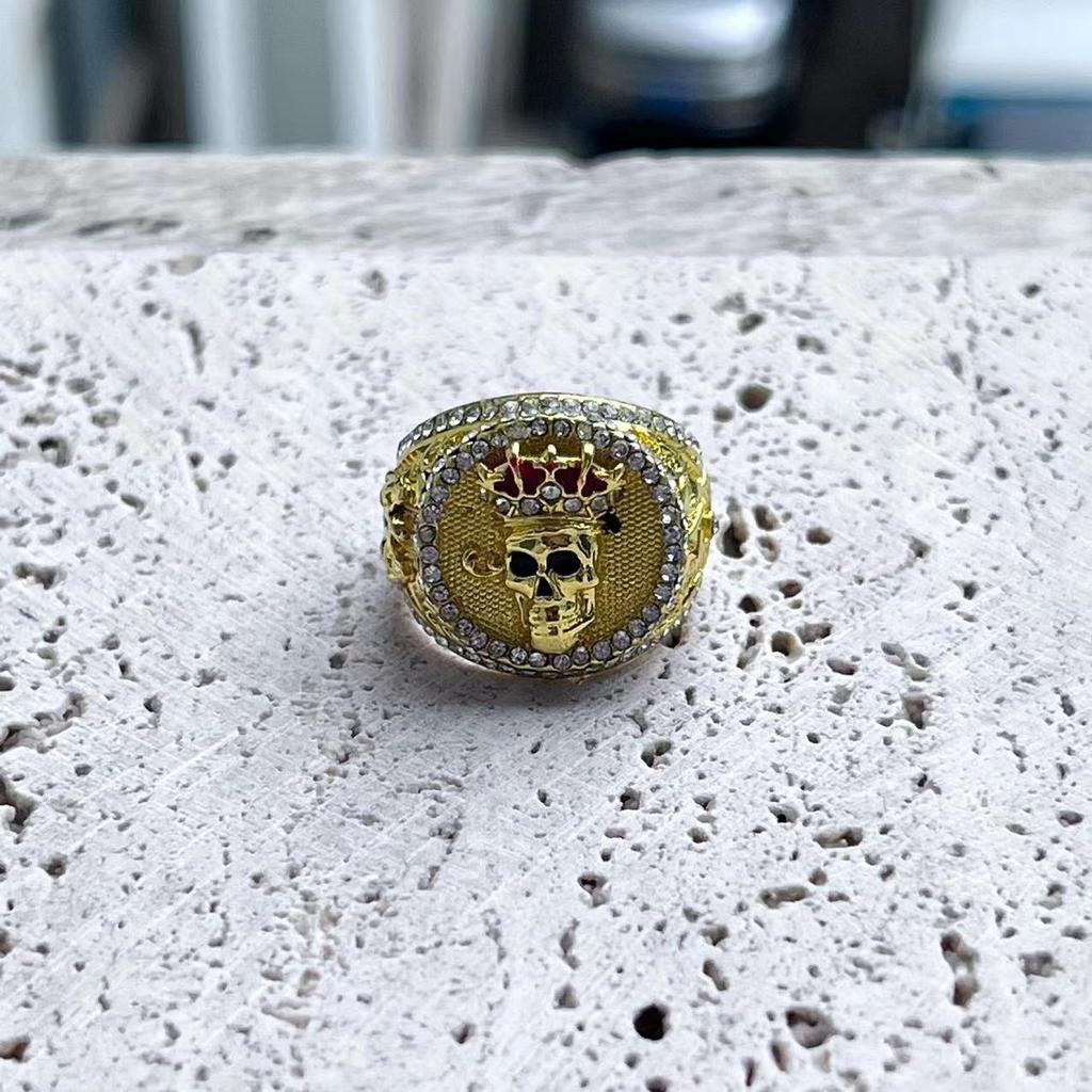 Alloy jewelry European and American style skull senior men's ring
